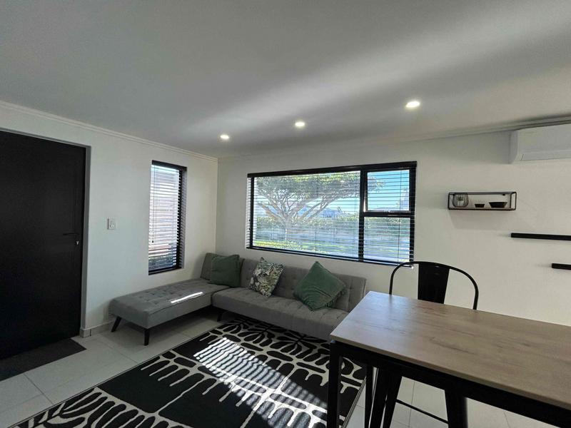 To Let 1 Bedroom Property for Rent in Bloubergstrand Western Cape